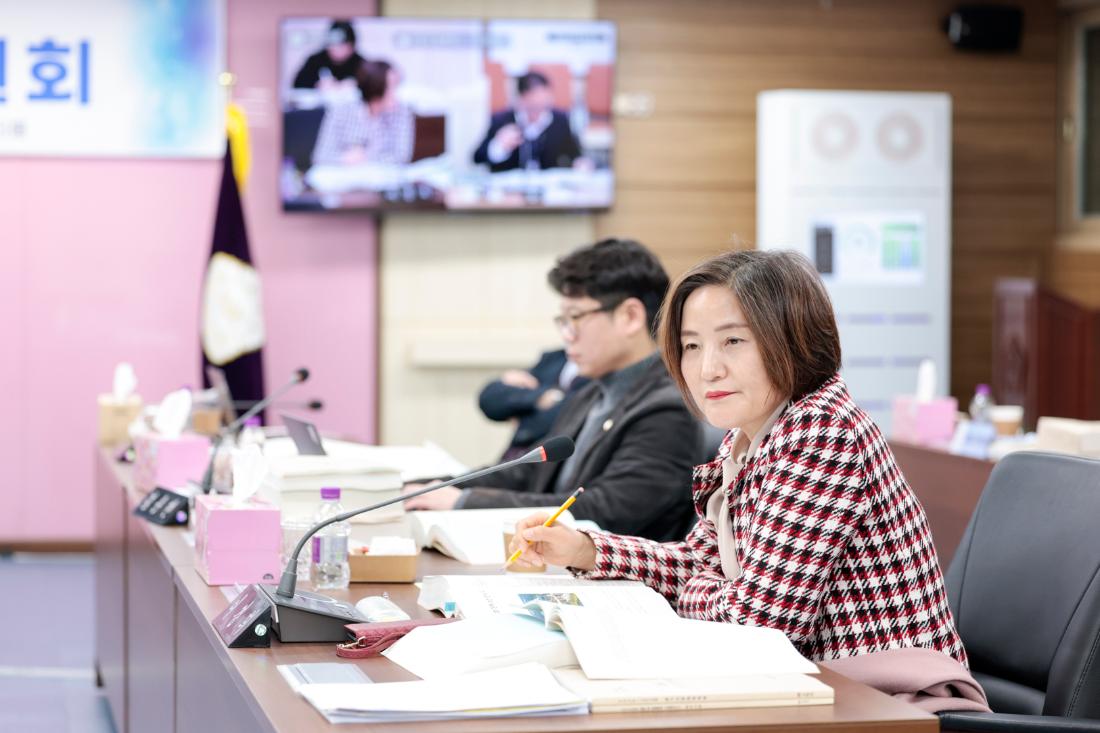 2025.12.1. 제354회 구리시의회 제2차 정례회 예산결산특별위원회 제2차 1번째