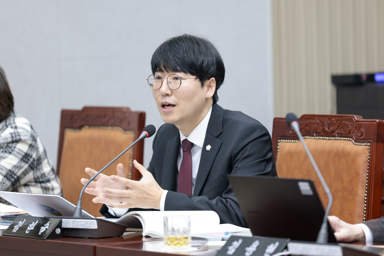 2025.12.8. 제354회 구리시의회 제2차 정례회 제6차 본회의