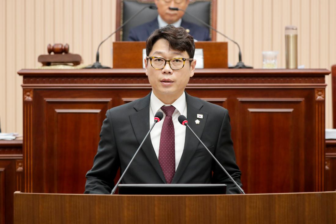 구리시의회 김용현 의원, '구리시 지역상권 활성화를 위한 축제 지원 조례' 제정 이미지(2)